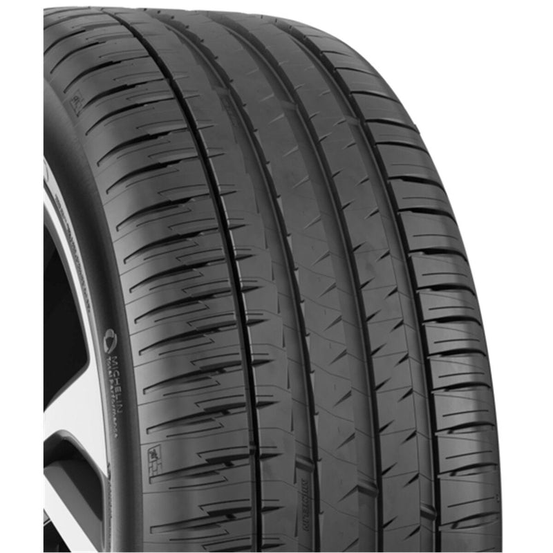 Michelin Pilot Sport 4 SUV tyre 285/40 ZR22 - British product