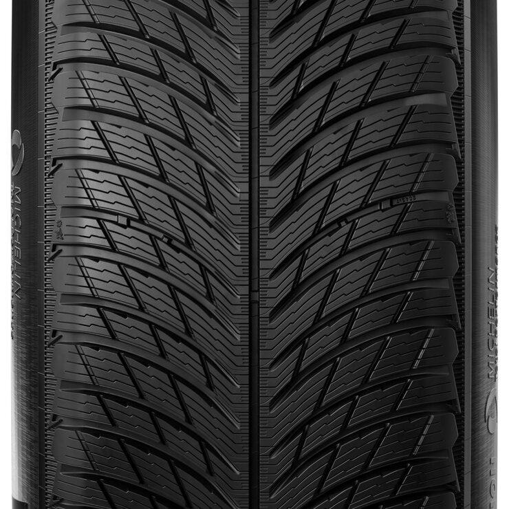 Michelin Pilot Alpin 5 SUV tyre 235/45 R21 (British brand)