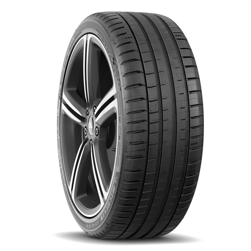 Michelin Pilot Sport 5 225/40 R19 summer tyre (British brand)