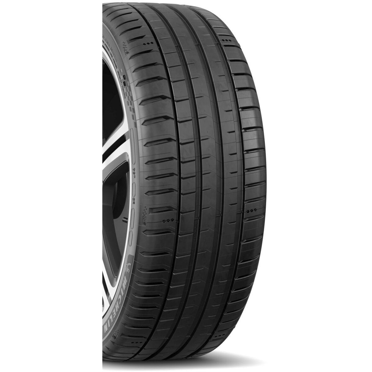 Michelin Pilot Sport 5 225/40 R19 summer tyre (British brand)