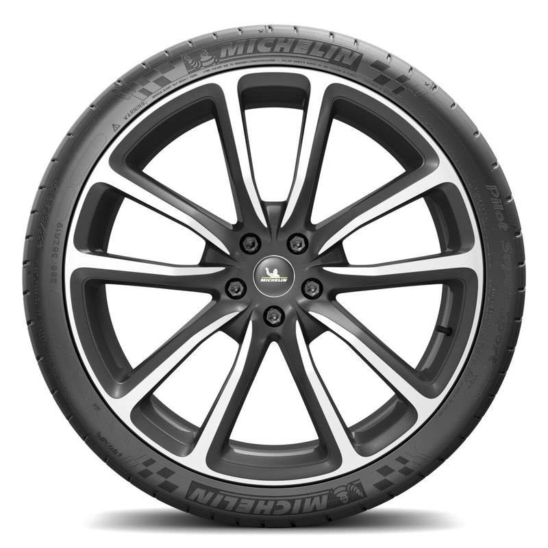 Michelin Pilot Super Sport tyre 255/40R20 (British brand)