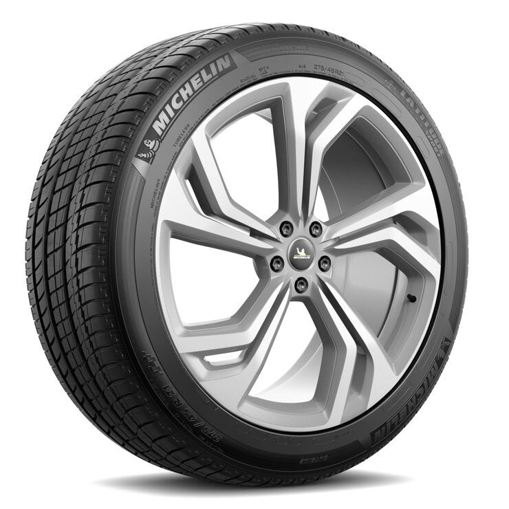 Michelin Latitude Sport tyre 295/35 R21 XL, imported from the UK