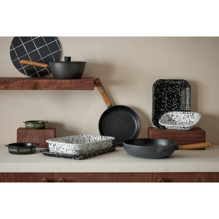 Habitat enamel oven tray black 42cm - British product