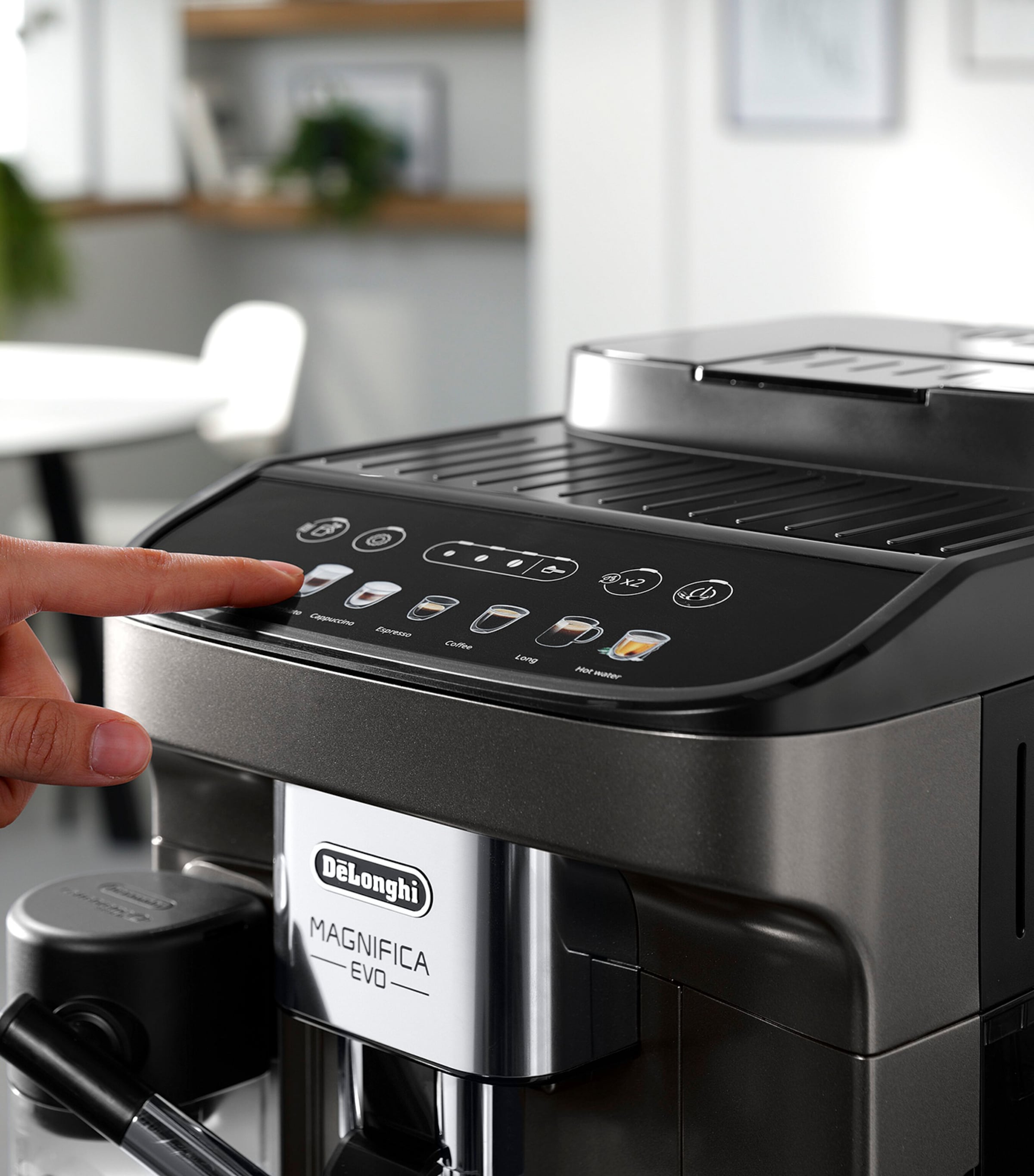 De'Longhi Magnifica Evo coffee machine - British product