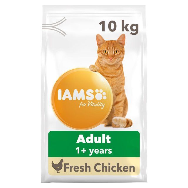 IAMS for Vitality Adult Cat Food with Fresh Chicken   10kg GOODS M&S   