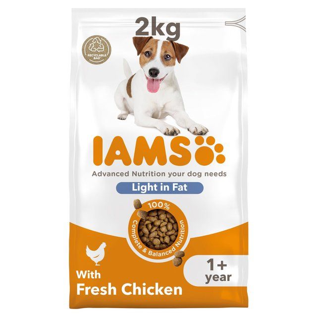 IAMS for Vitality Adult Dog Food Light in Fat With Fresh Chicken   2kg GOODS M&S   