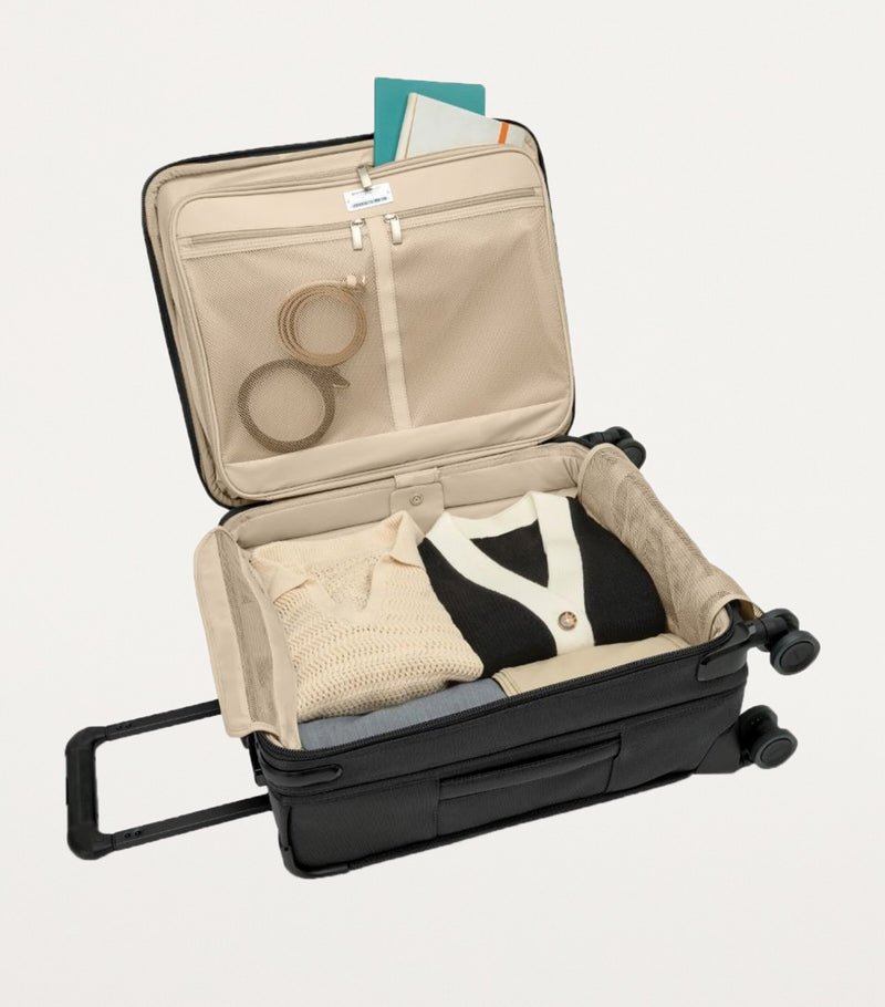 Briggs & Riley carry-on expandable spinner suitcase 53cm - British product