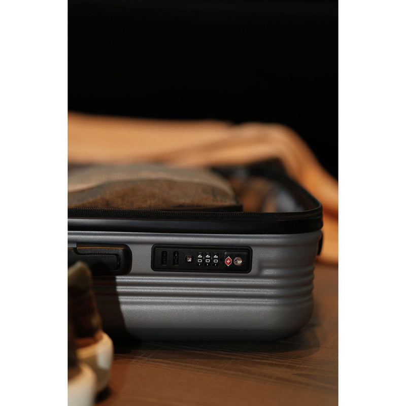 Featherstone 8 wheel hard suitcase large - British product