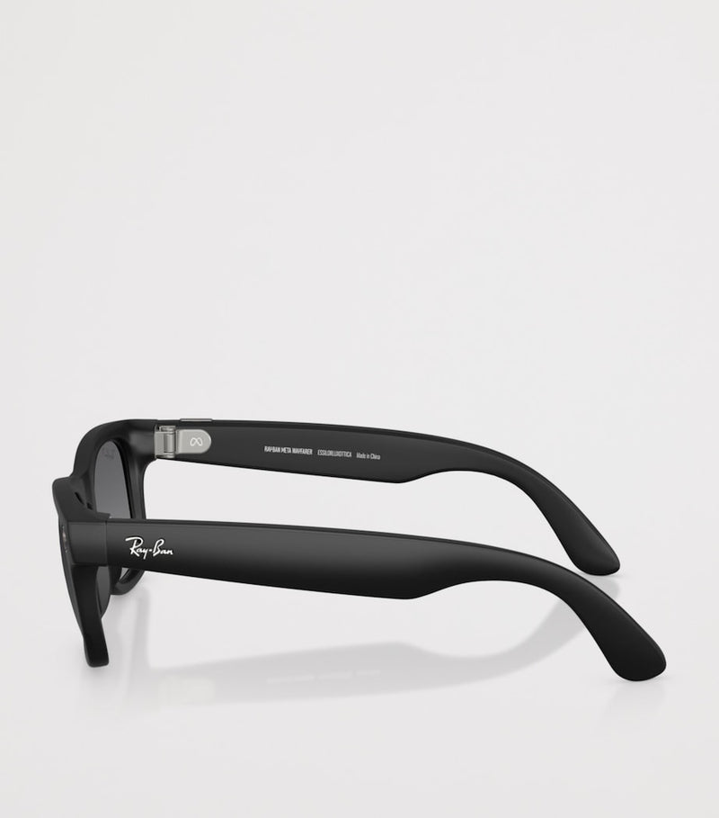 Ray-Ban Meta Wayfarer smart sunglasses with 12MP camera (British brand)
