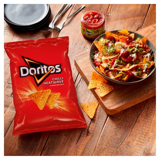 Doritos Chilli Heatwave Tortilla Chips Sharing Bag Crisps   180g GOODS M&S   