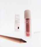 Kylie Cosmetics lip liner and gloss duo with 1.14g pencil and 3ml glaze, UK version