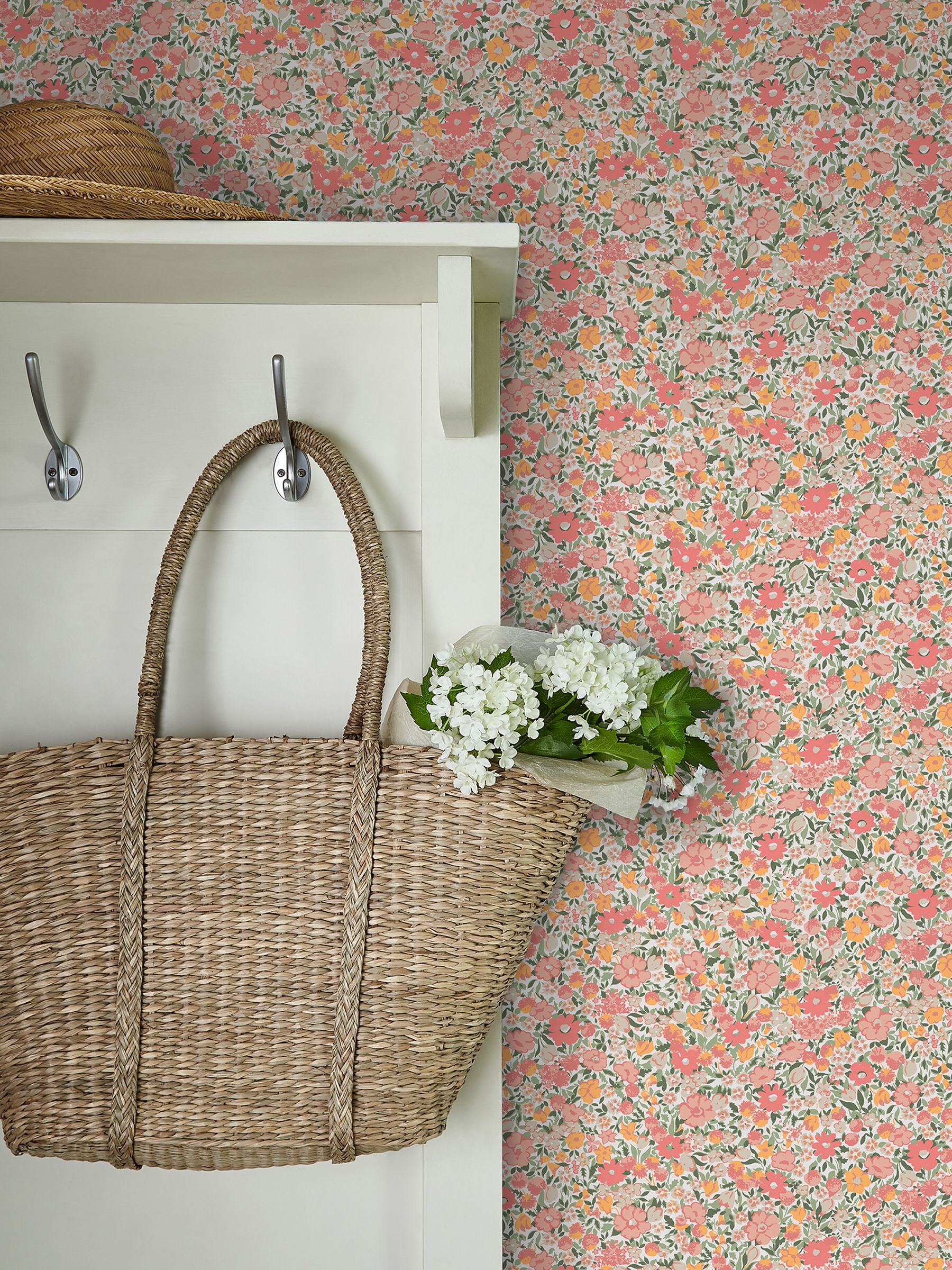 Laura Ashley Loveston A4 wallpaper (British brand)