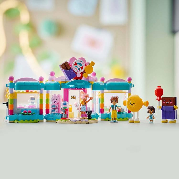 LEGO Friends Heartlake City Sweet Shop building toy 376 pieces, imported from the UK