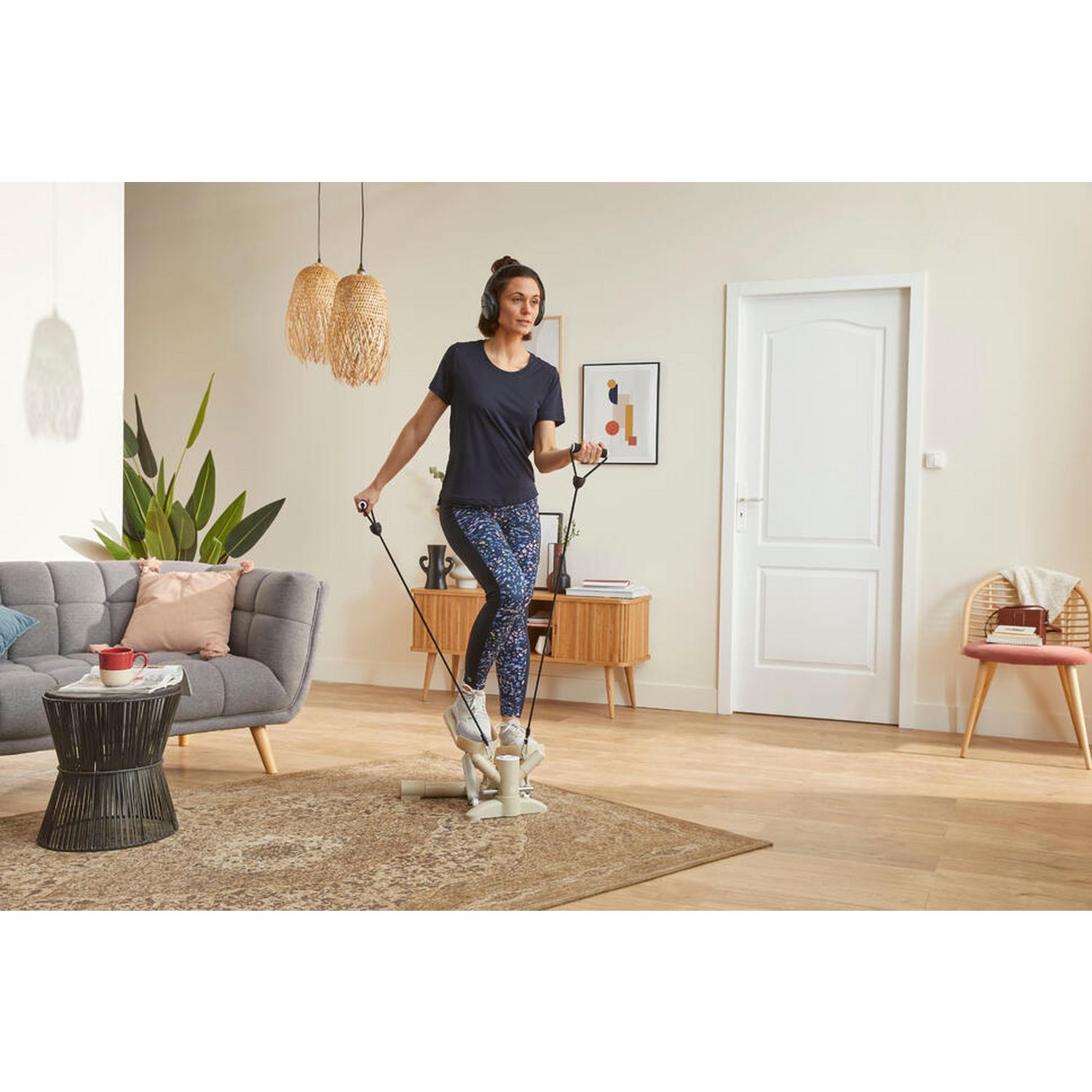 Decathlon 500 stepper with elastic handles compact frame - British product