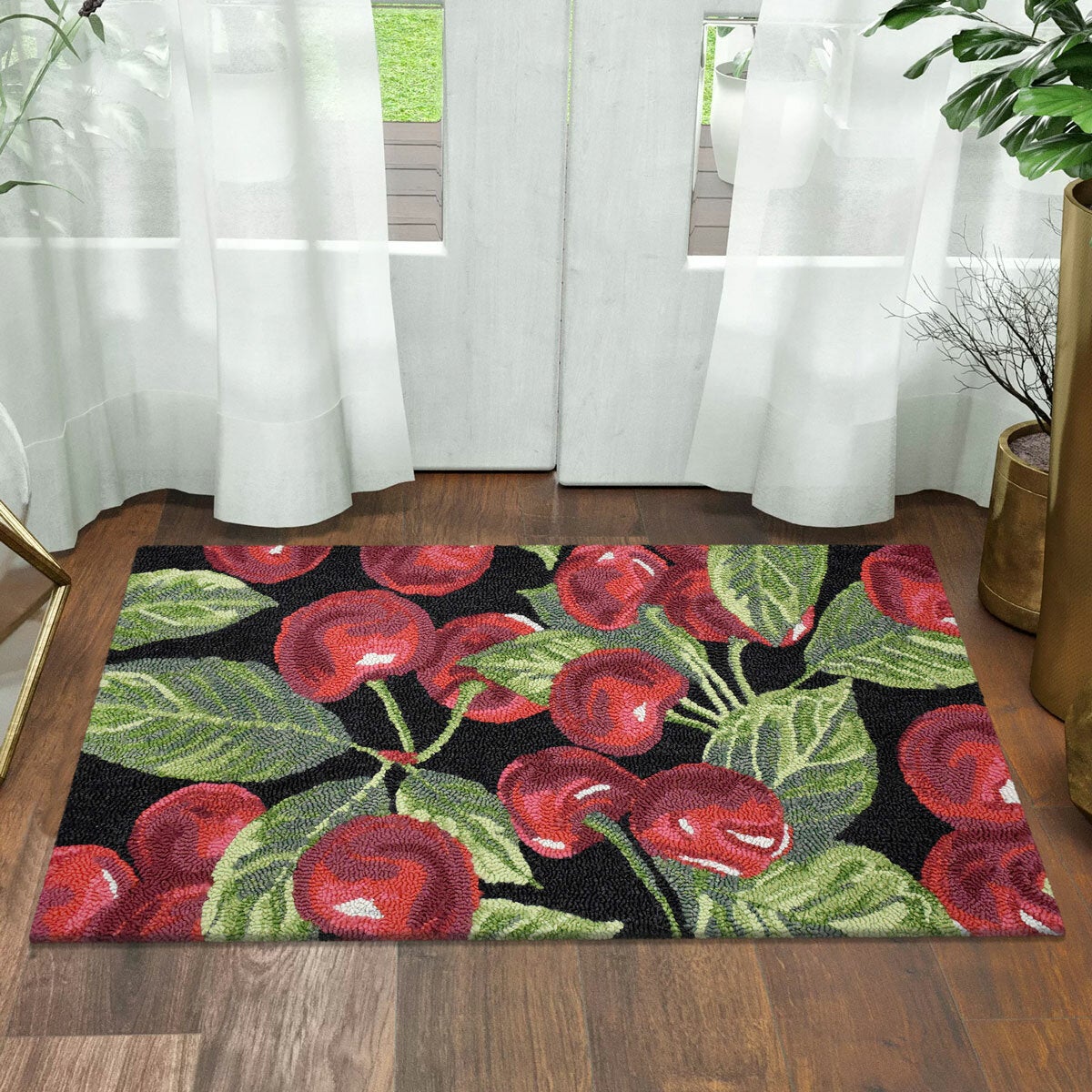 Spring Cherry Hooked Accent Rug, 56 x 97 cm