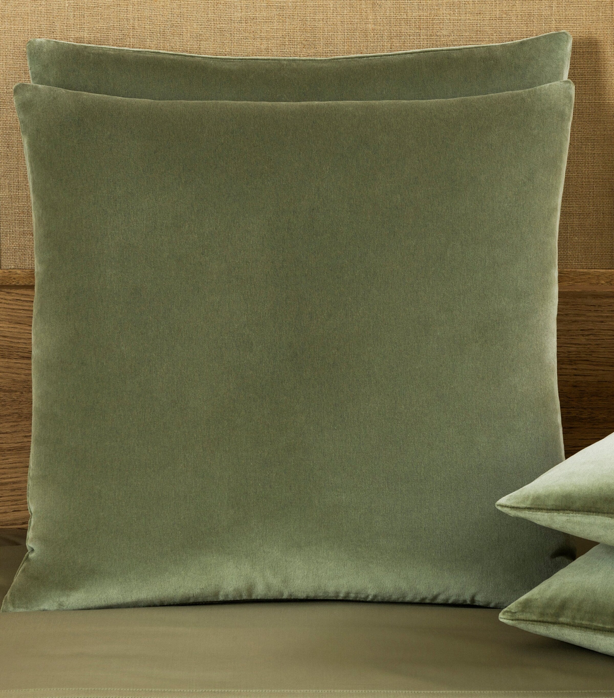 Frette Luxury Velvet Cushion Cover 65cm x 65cm - British product