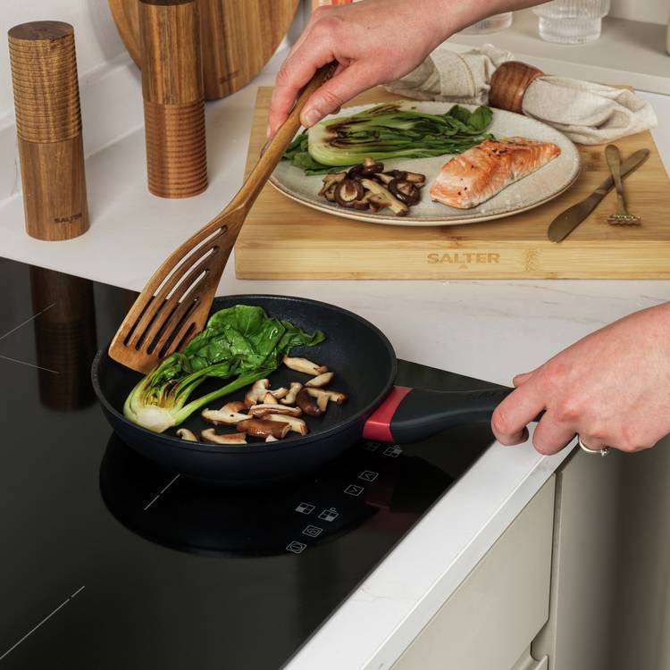 Salter Megastone Thermo non-stick frying pan 20cm (British brand)
