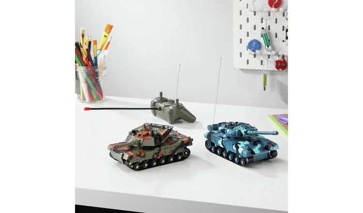 Menkind Twin Pack Radio Controlled Battle Tanks