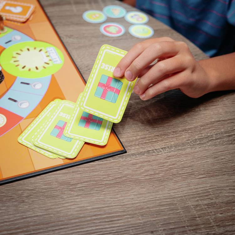 Bluey scavenger hunt game - British product