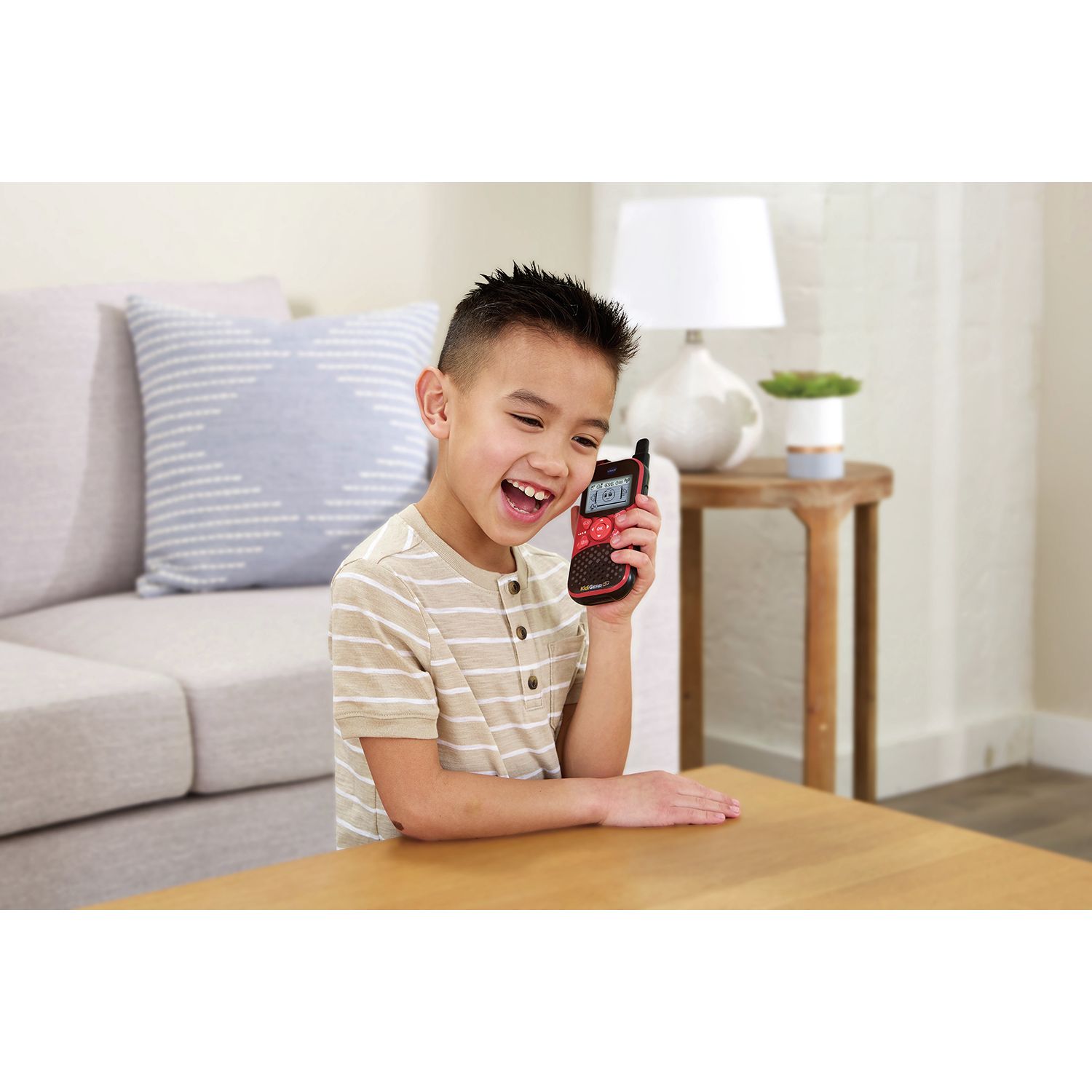 VTech Kidigear walkie talkies explorer toy, UK version