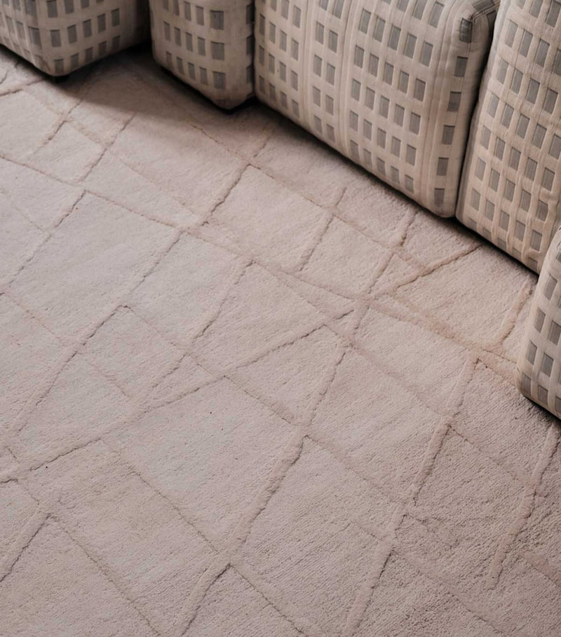 The Rug Company Riven Alabaster rug 2.44m x 3.05m (British brand)