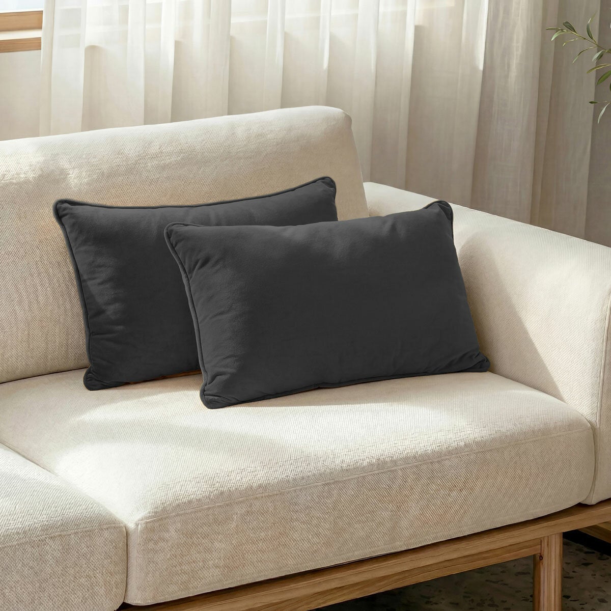 Sutton Place velvet cushion 2 pack 35x55 cm (British brand)