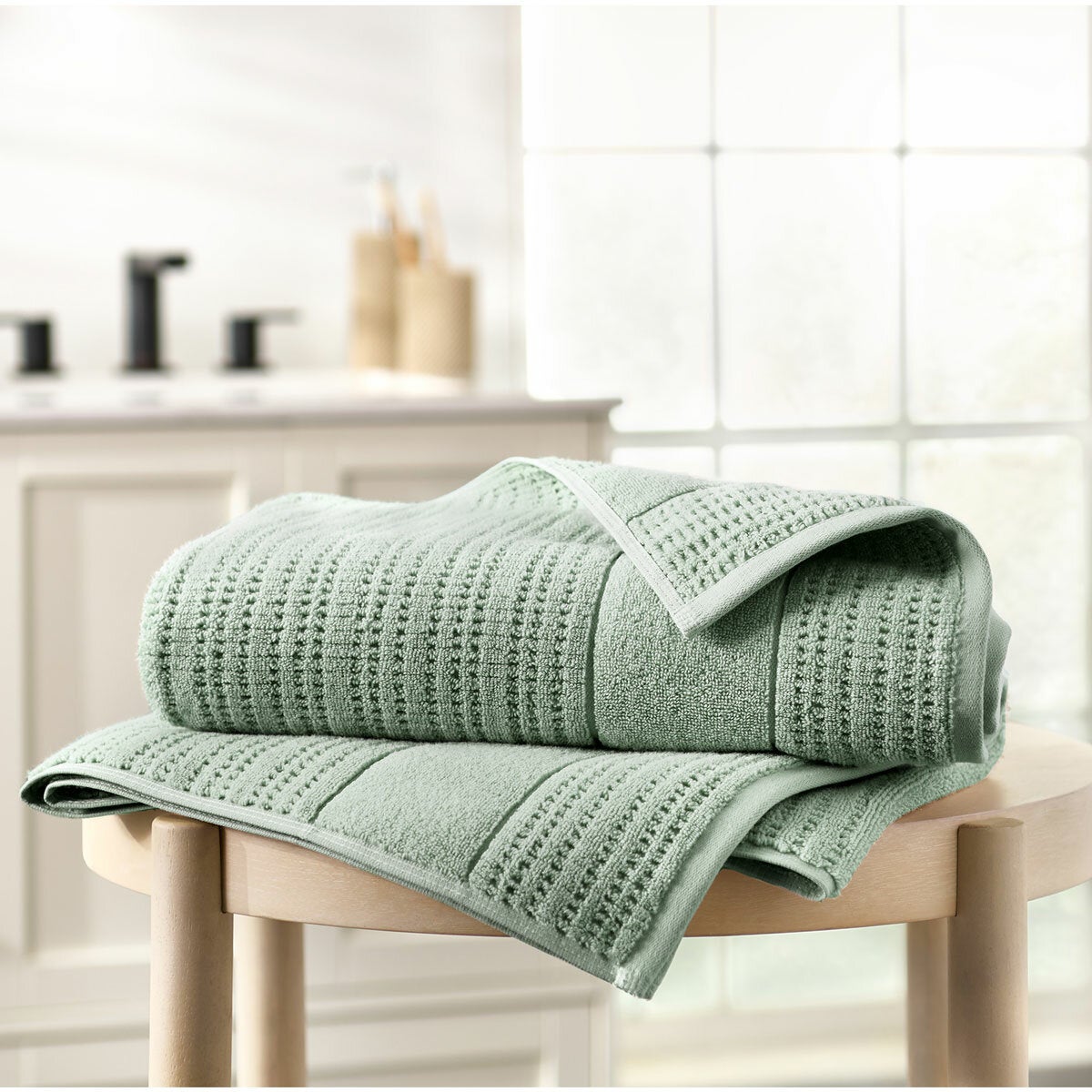 Loftstyle 100% Cotton Green Bath Sheet