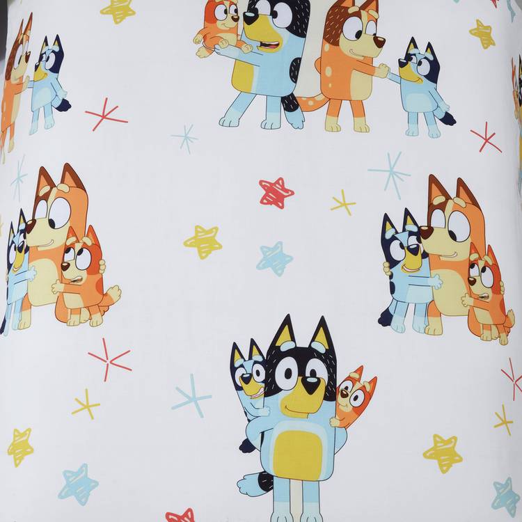 Bluey Celebrate toddler bedding set blue and white - British product