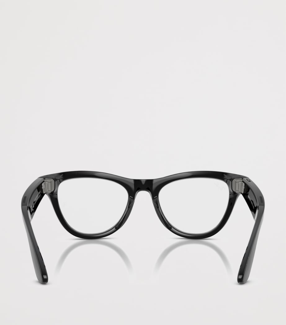Ray-Ban Meta Smart Skyler sunglasses with camera - British product