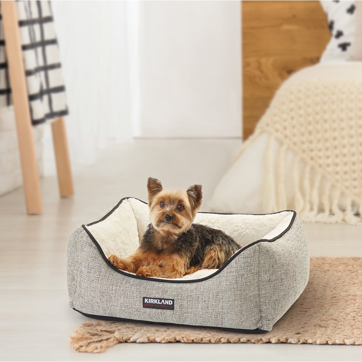 Kirkland Signature 21" x 25" Rectangular Nuzzler Ped Bed in Grey