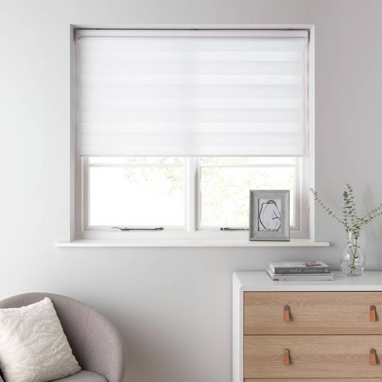 Habitat day night roller blind 90cm, UK version