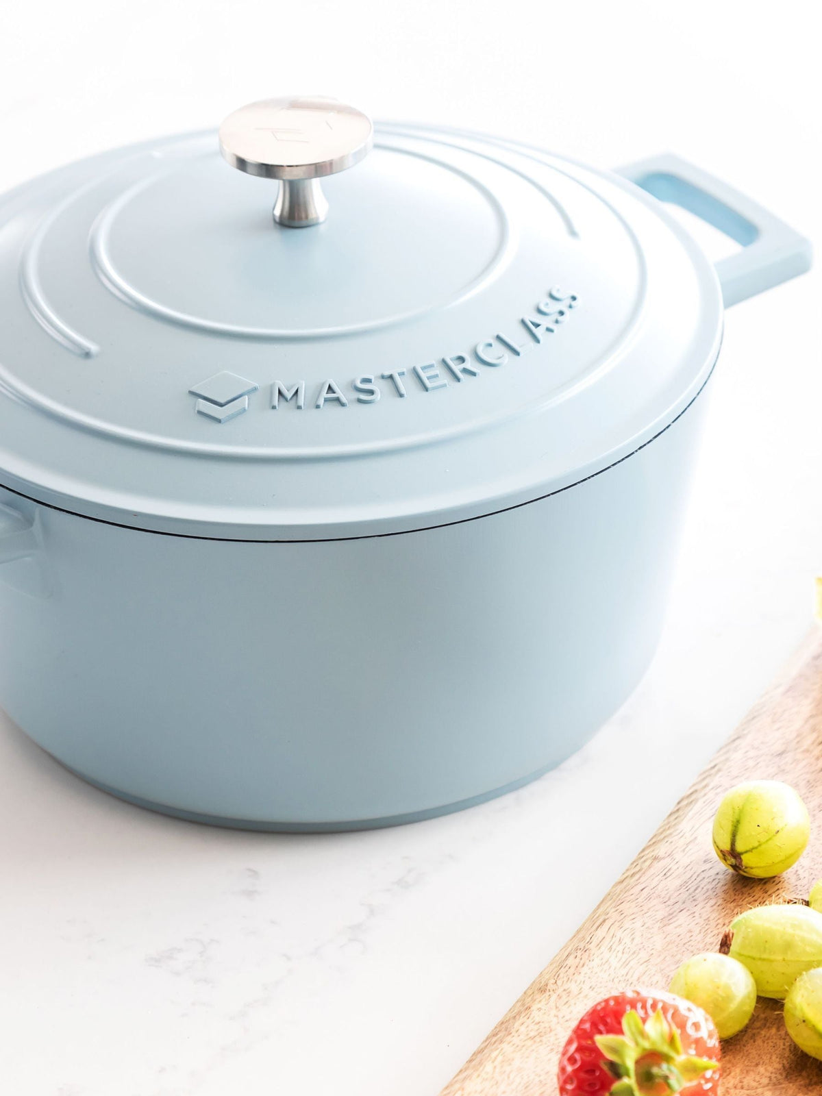 Masterclass Black Cast Aluminium Casserole Dish 2.5L