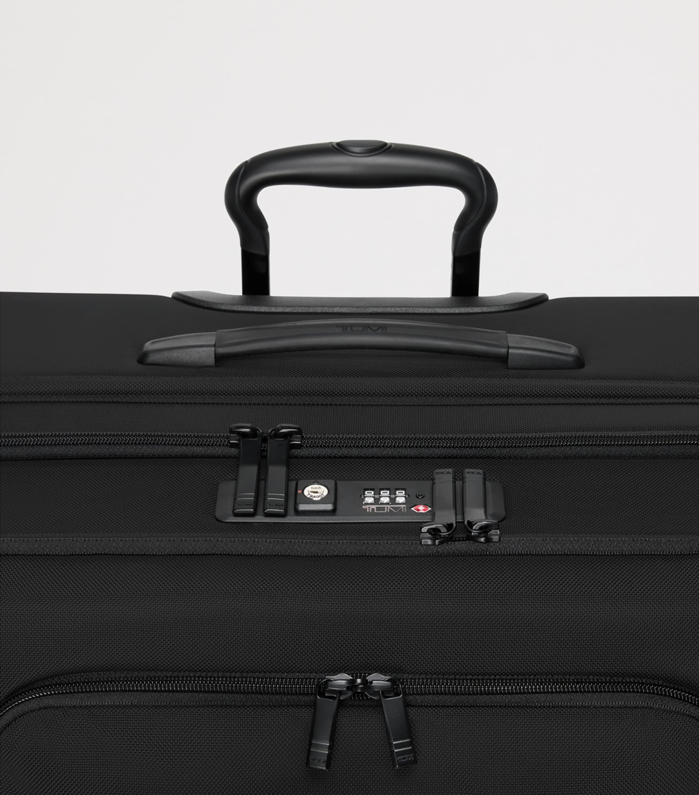 Tumi Alpha 4 X-Large Expandable Suitcase 78.5cm, imported from the UK