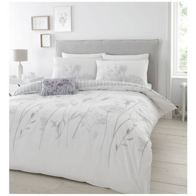 Catherine Lansfield floral print single bedding set, UK version