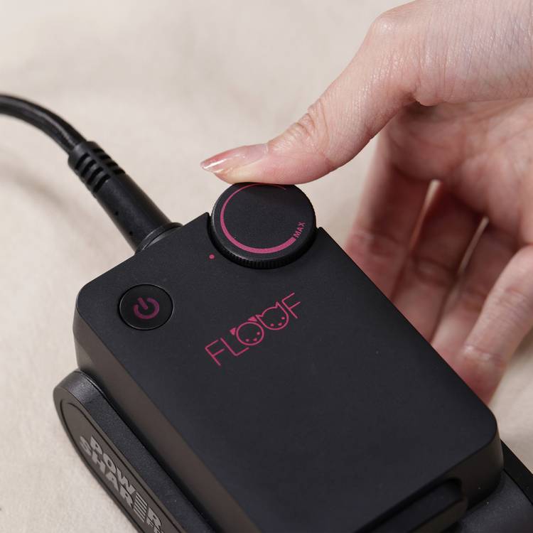 Floof PowerShare Freedom battery and adapter combo, imported from the UK