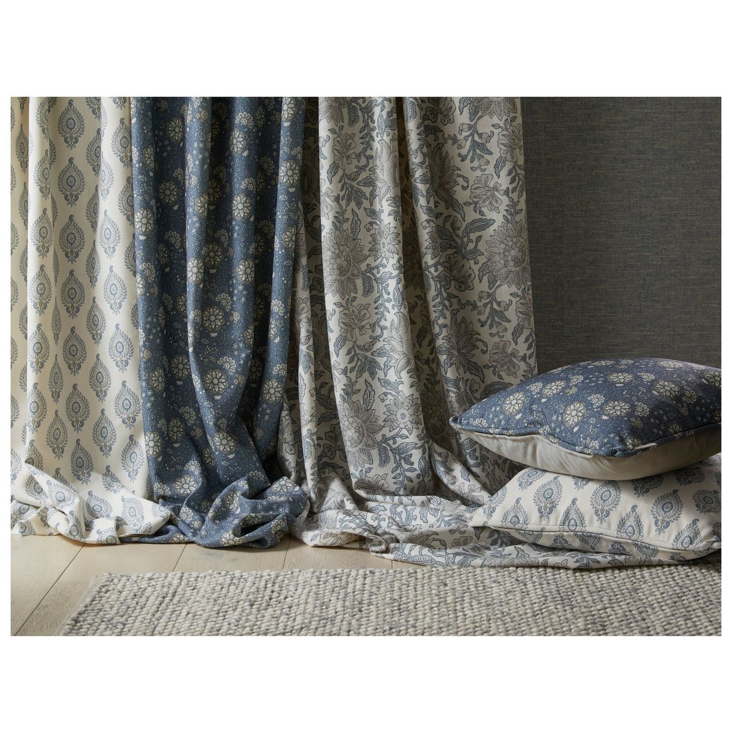 Esselle Home wallpaper Weave Chalky Blue 50cm x 10m, UK version