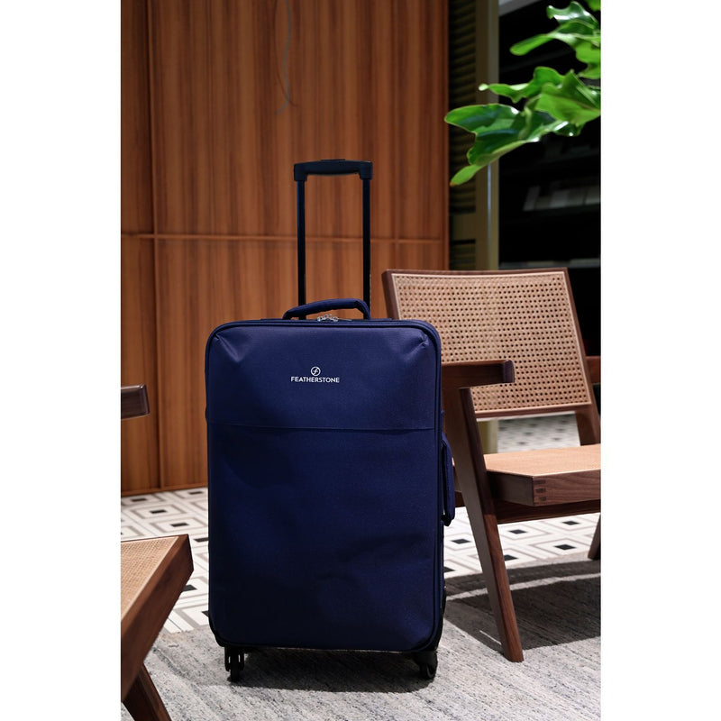 Featherstone 4 wheel soft suitcase medium navy 50L (British brand)