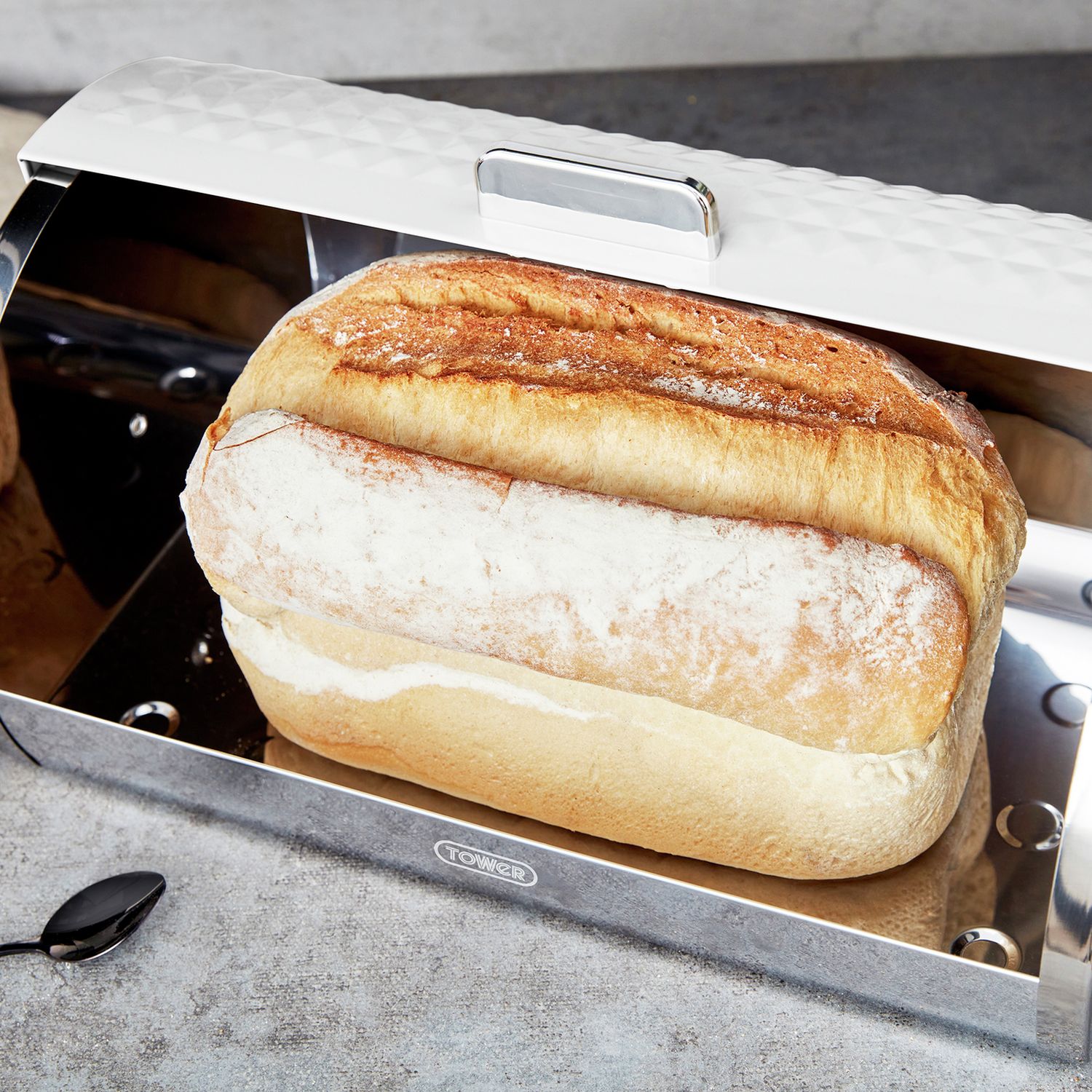Tower Solitaire roll top bread bin, British brand