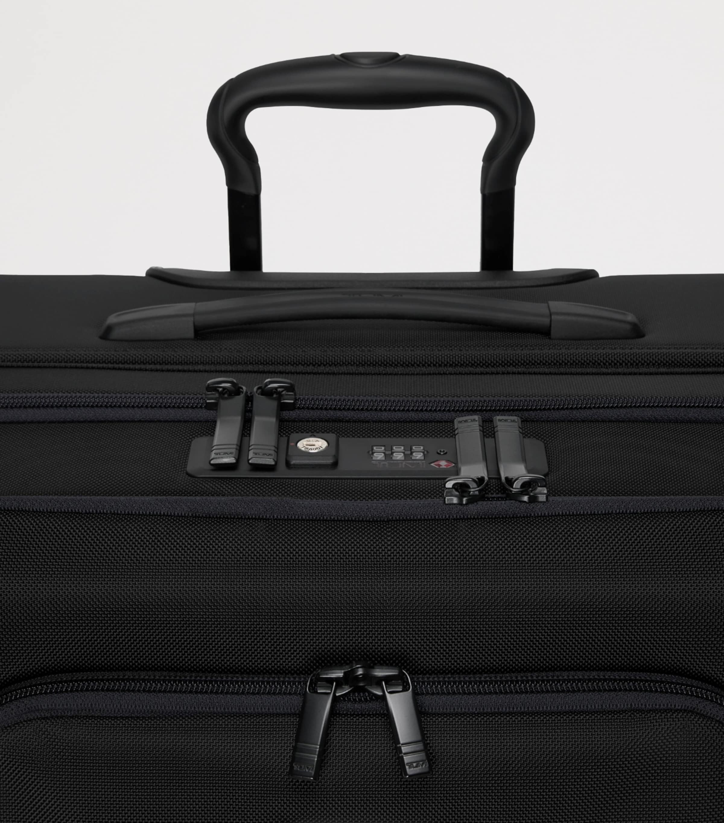 Tumi Alpha 4 large dual access expandable suitcase 78.5cm, imported from the UK