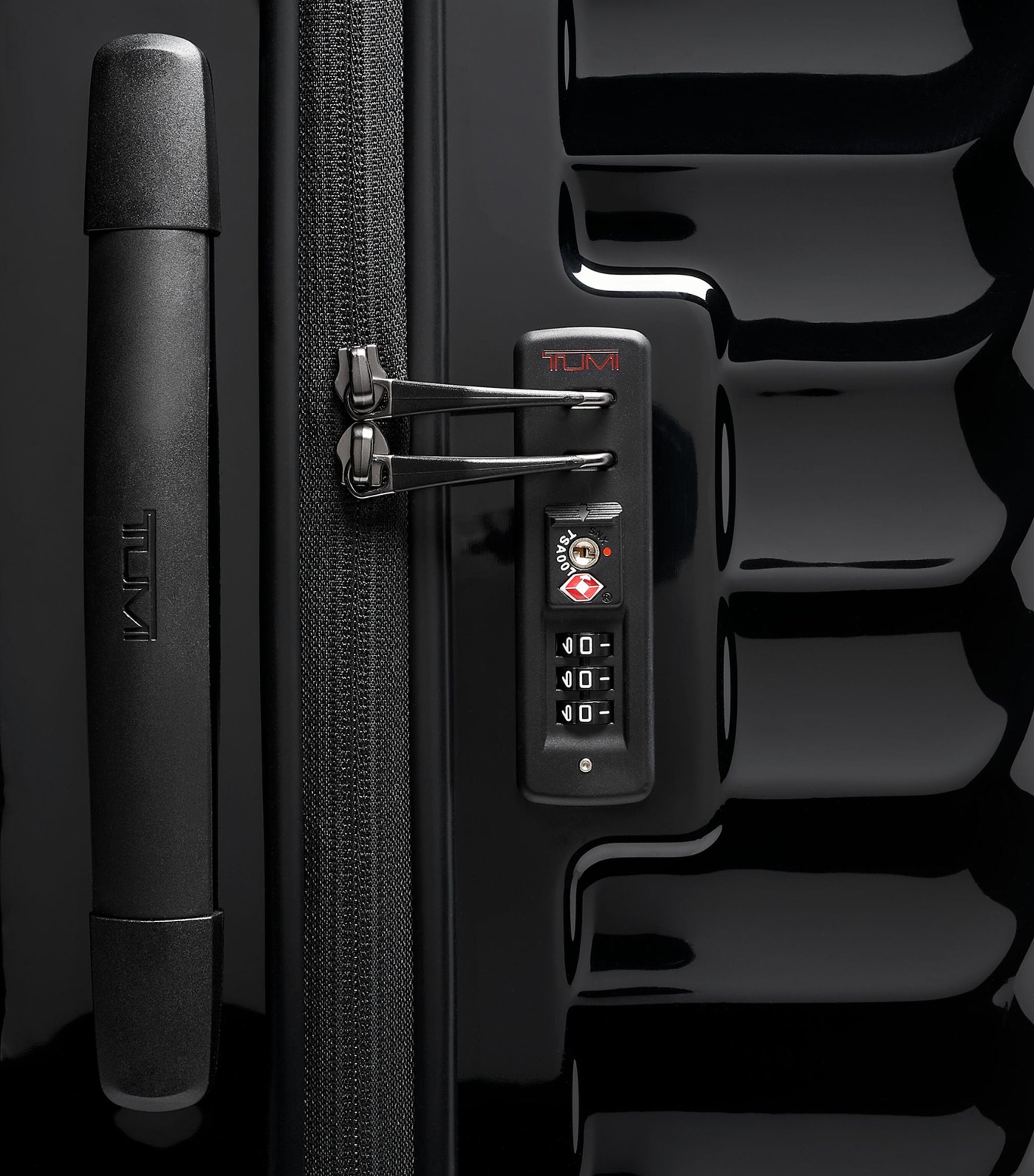 Tumi 19 Degree suitcase 86.5cm (British brand)