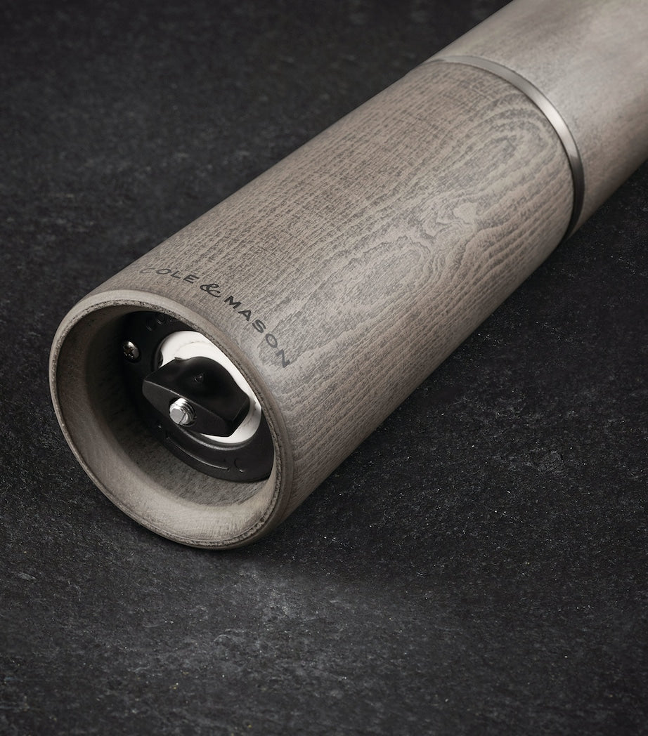 Cole & Mason Marlow salt and pepper mill set - British product