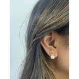 SVNX clover pearl earrings in gold - British product