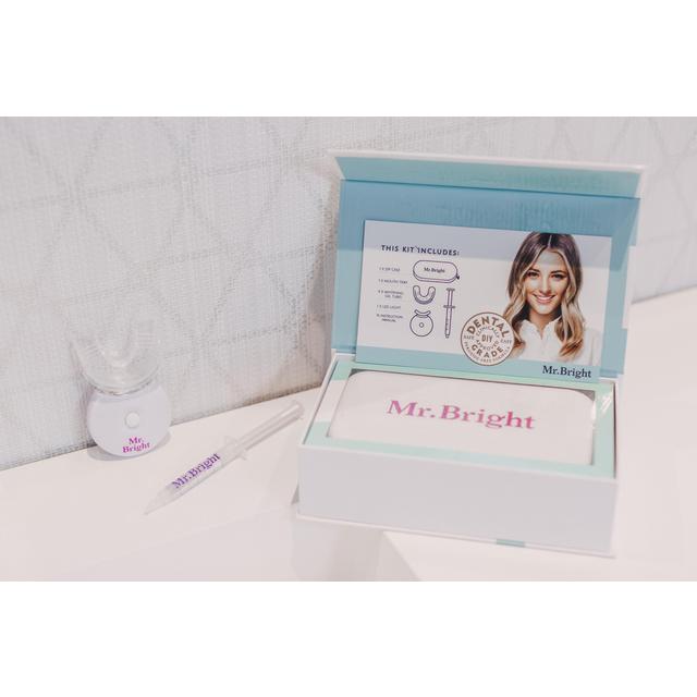 Mr. Bright Teeth Whitening Kit With Zipcase 4 Gels GOODS M&S   