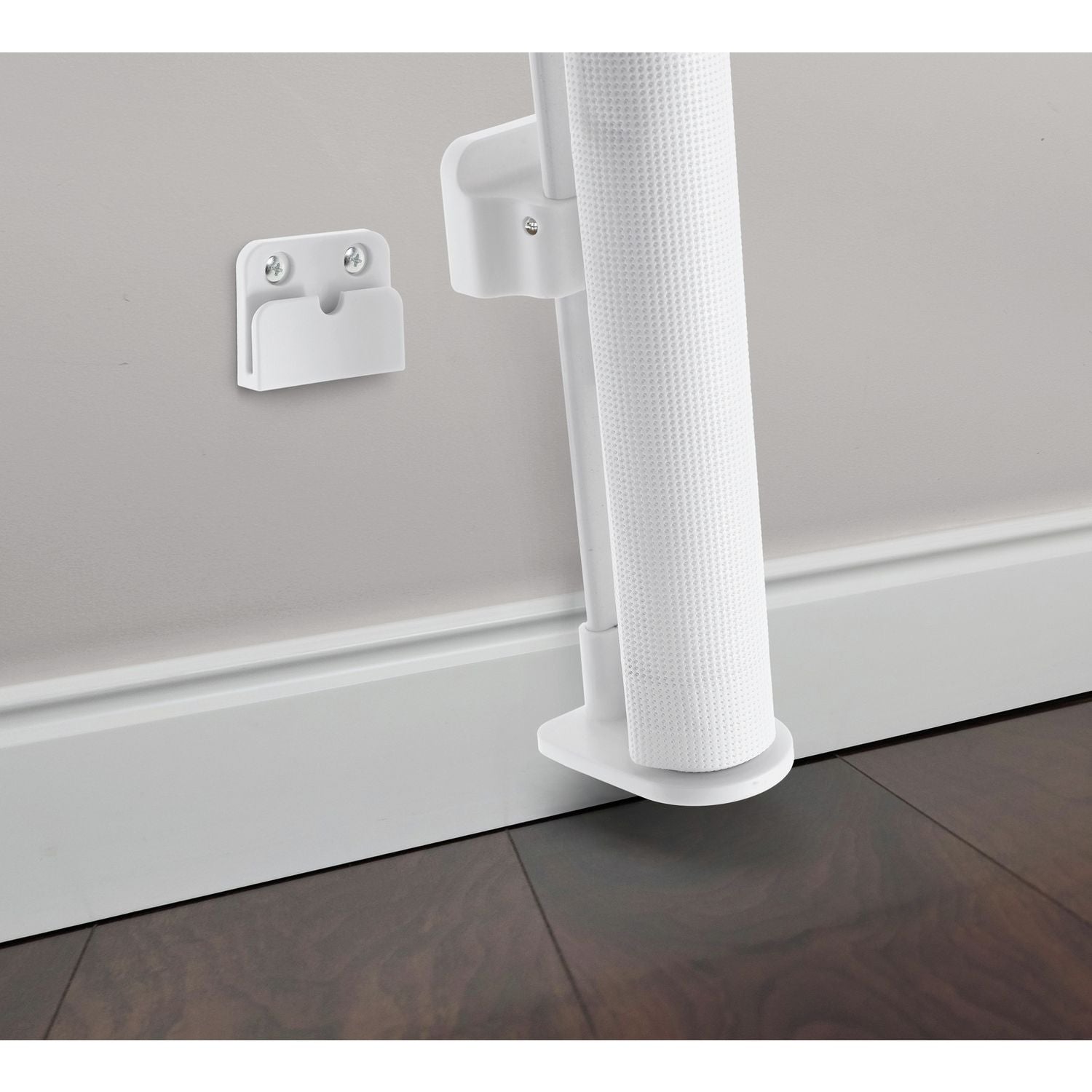 Dreambaby retractable gate white 60-140cm, imported from the UK