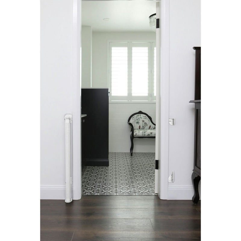 Dreambaby retractable gate white 60-140cm, imported from the UK