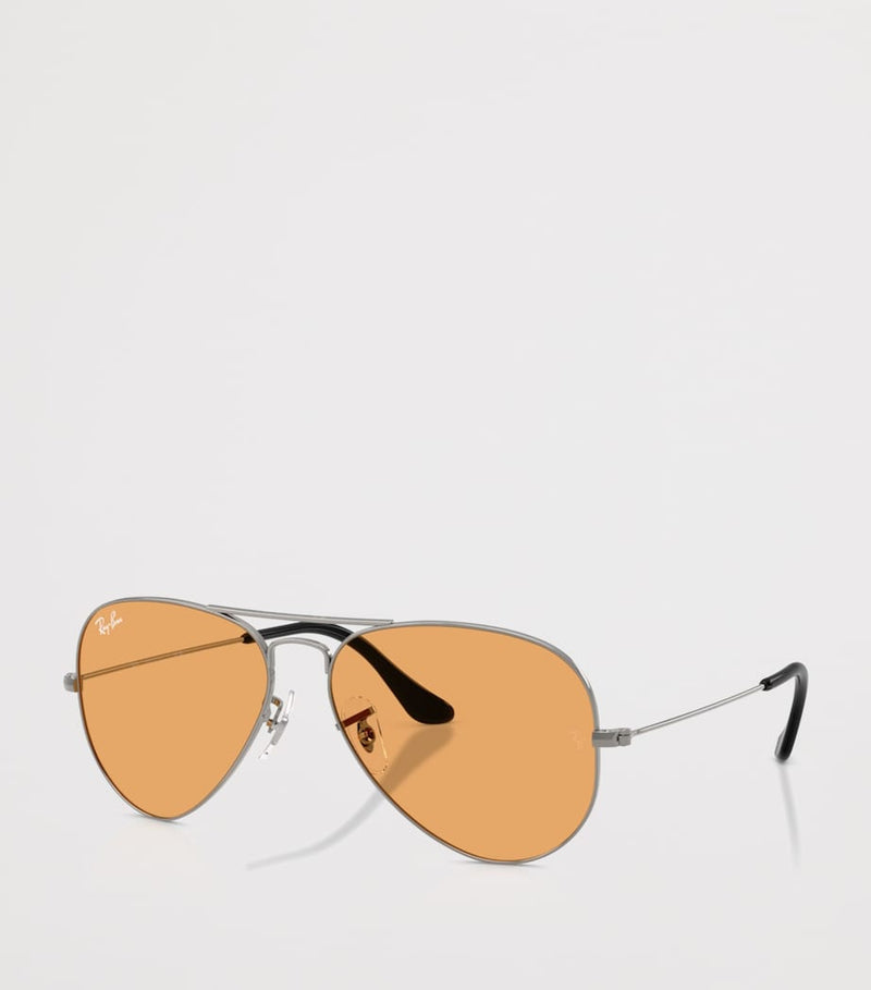 Lunettes de soleil Ray-Ban Aviator Classic avec montures en métal, version UK