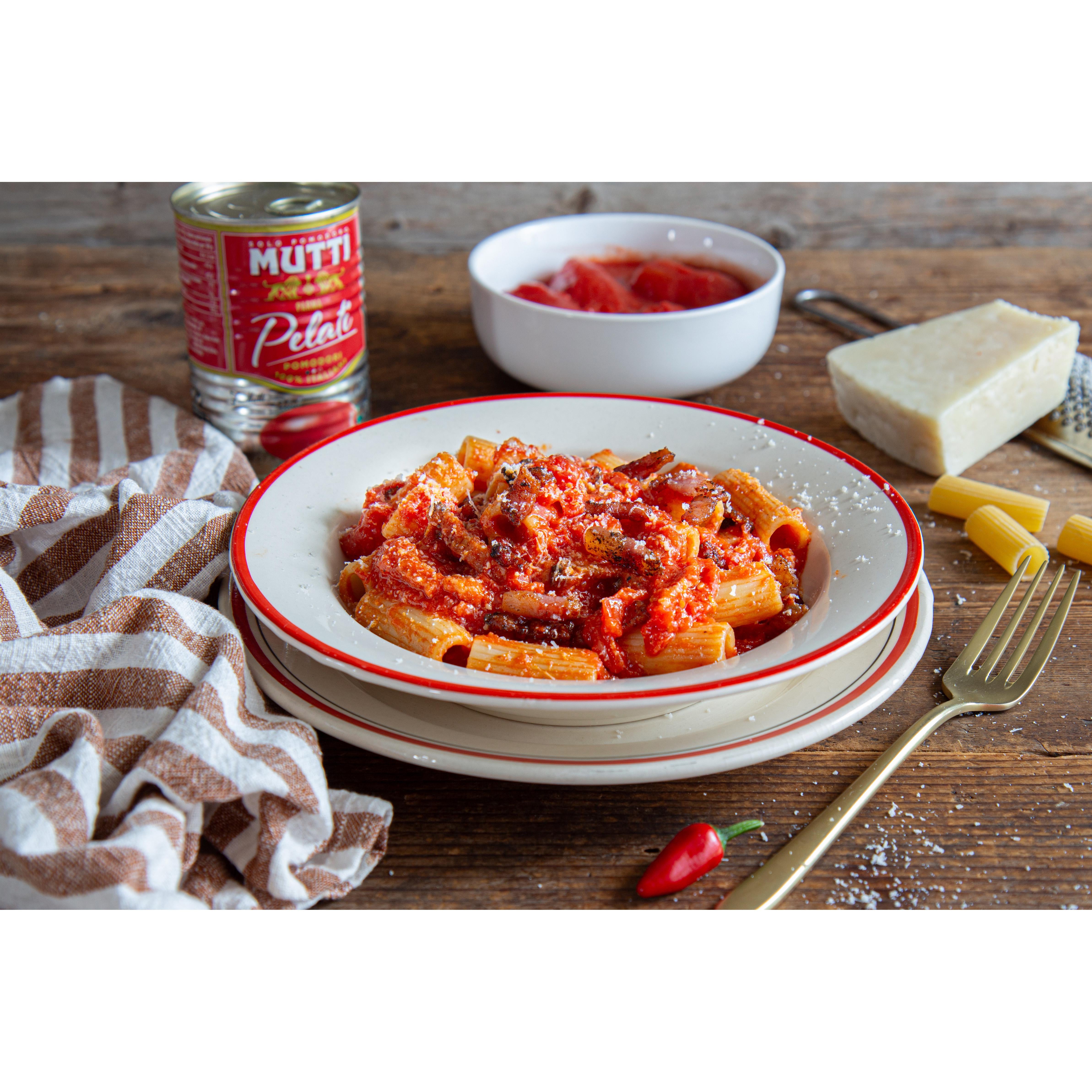 Mutti whole peeled plum tomatoes 400g, UK version