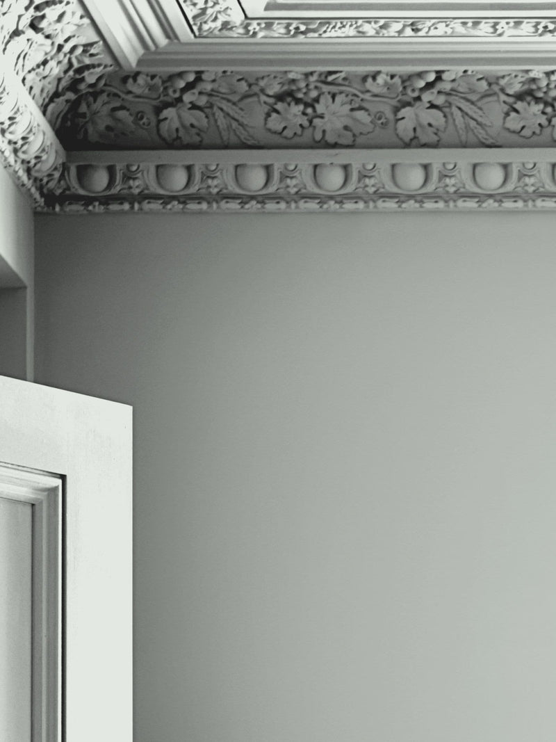 Laura Ashley Dove Grey White Matt Emulsion Paint 2.5L