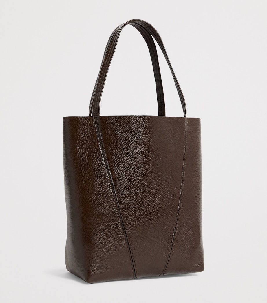 Chloé medium calfskin spin tote bag leather, UK version