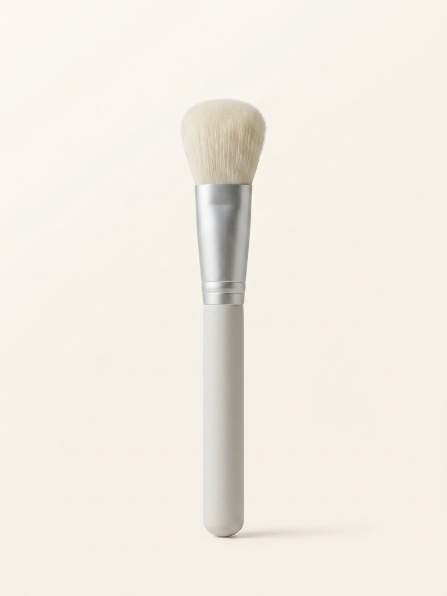 Charlotte Tilbury Magic Complexion Brush foundation brush (British brand)